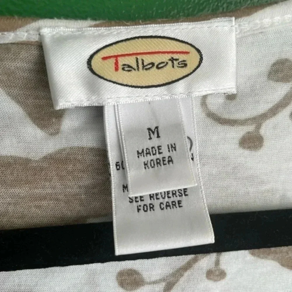 CLEARANCE!‎ Women’s Talbots Tshirt Brown White Floral Size M Medium EUC
